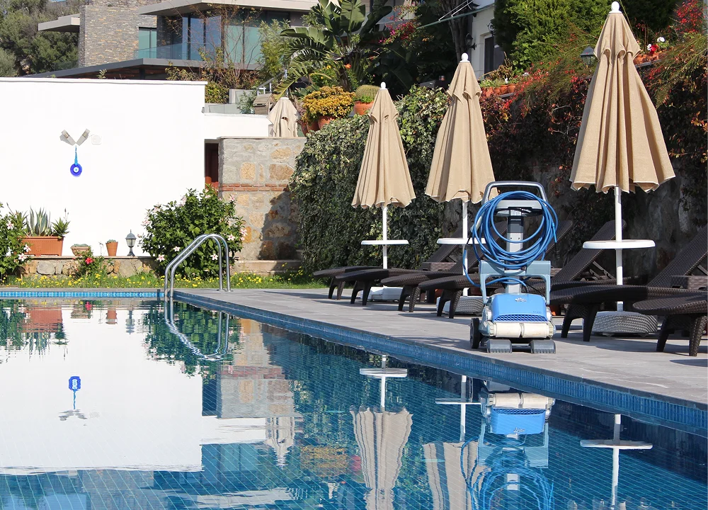 What should pool service companies look for in a crm and route platform