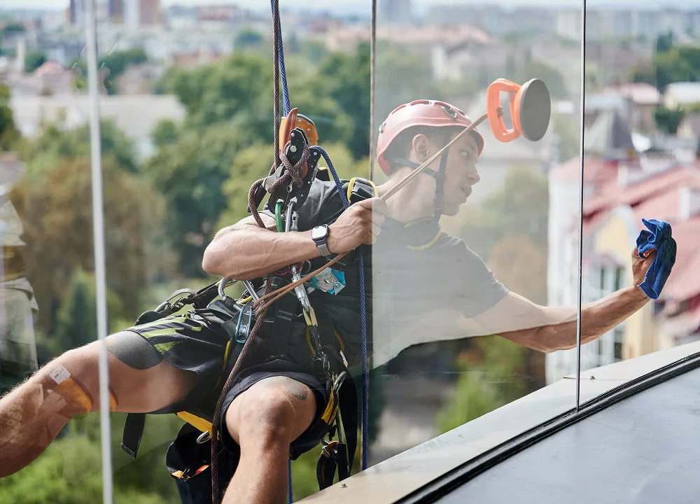 What should window cleaning businesses look for in a crm and scheduling platform