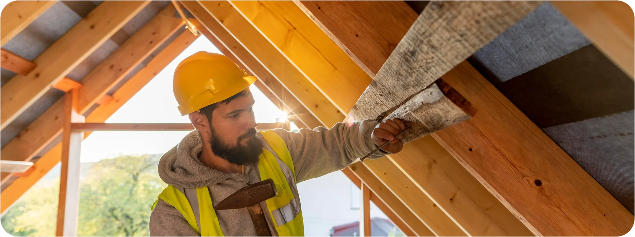 A Roofing Contractor’s Guide to Tracking